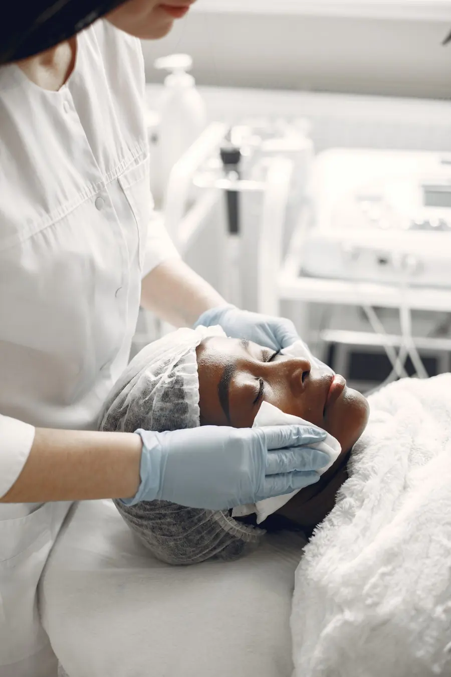 Elemis Hydra Facial at Glamsoul Beauty, Kingston upon Thames