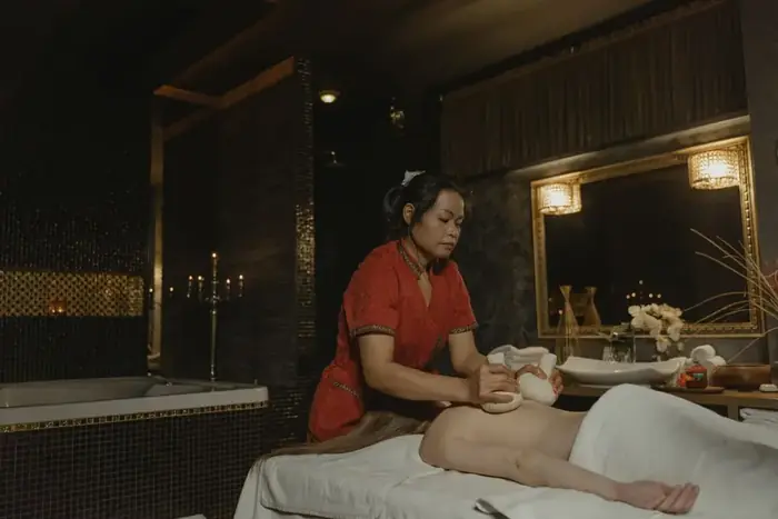 Massage treatment at Glamsoul Beauty, Kingston upon Thames