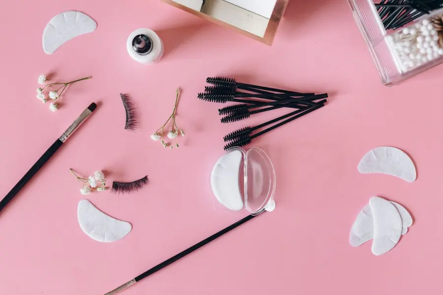 Eyelash Removal treatment at Glamsoul Beauty, Kingston upon Thames